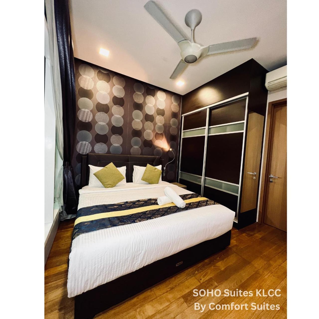 Soho Suites Klcc By Comfort Suites Kuala Lumpur Extérieur photo