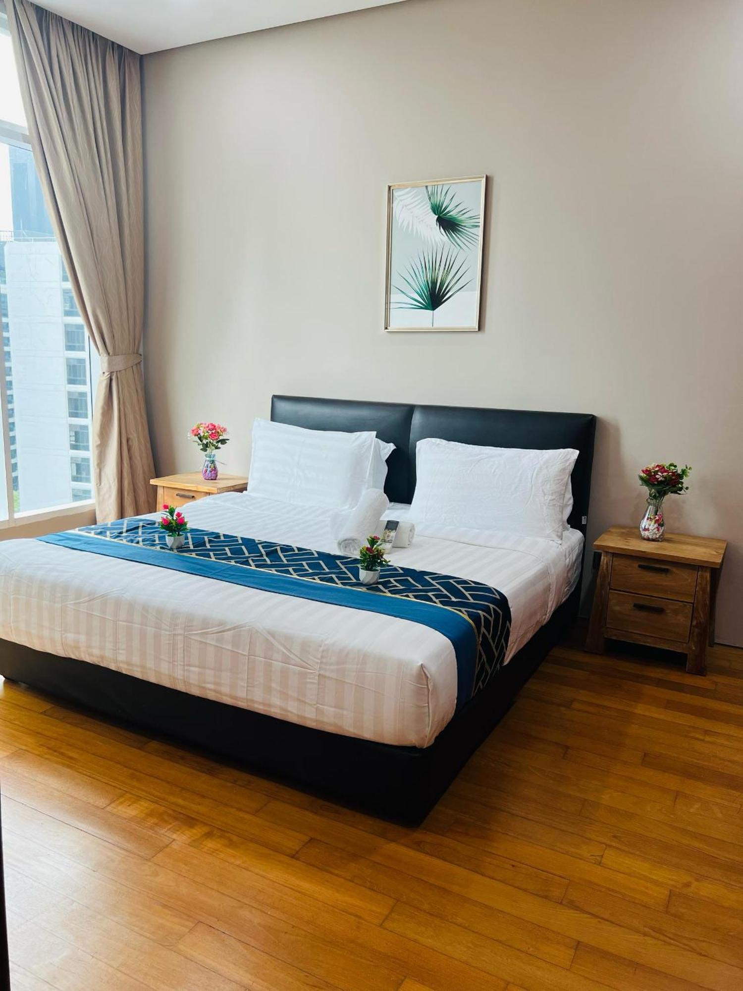 Soho Suites Klcc By Comfort Suites Kuala Lumpur Extérieur photo