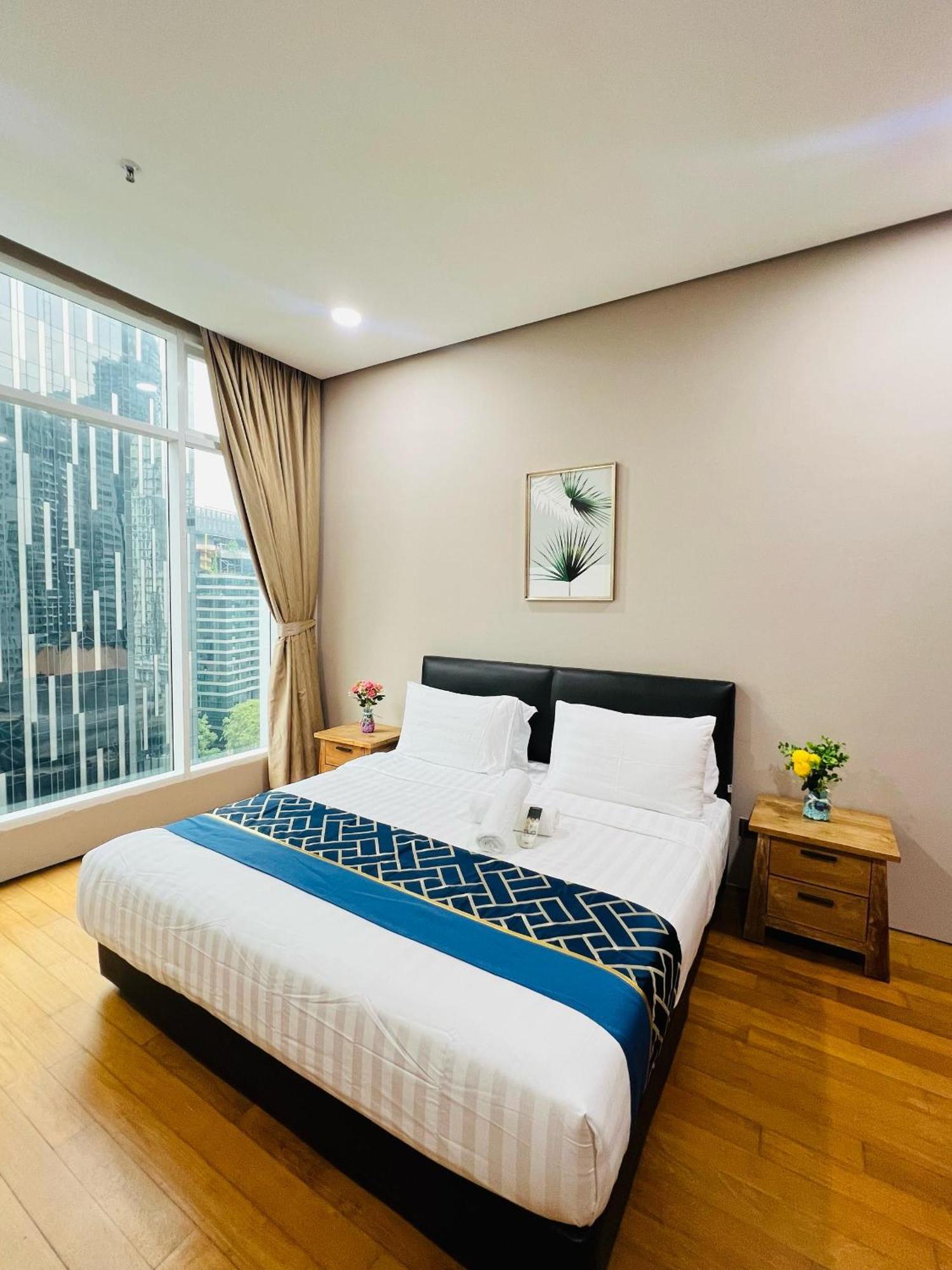 Soho Suites Klcc By Comfort Suites Kuala Lumpur Extérieur photo